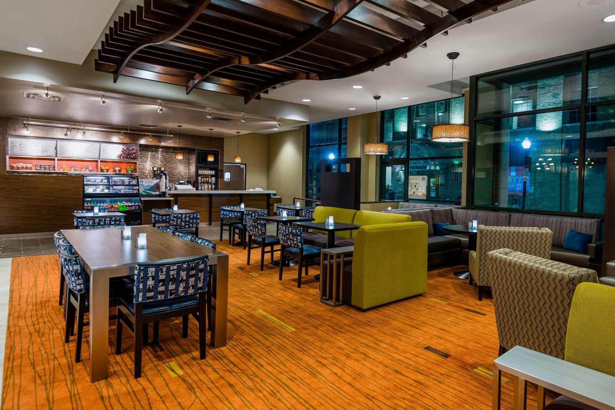 Hotel Courtyard By Marriott Little Rock Downtown Extérieur photo